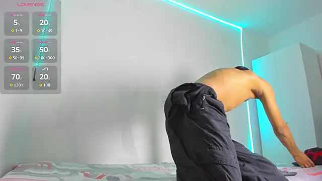 thiago bigcock 1 online show from July 1, 2:57 am