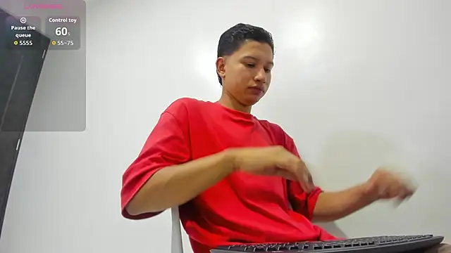 thiago bigcock 1 online show from July 3, 2:29 am
