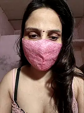 Your Izlaa online show from March 24, 6:46 pm