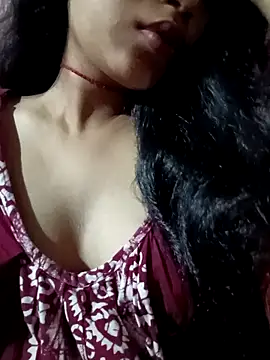 Snapshot of tina2005 chatting on April 1, 1:23 pm tina2005 online show from April 1, 1:23 pm