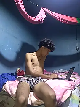 Snapshot of SOYFAKER chatting on March 31, 12:56 am SOYFAKER online show from March 31, 12:56 am