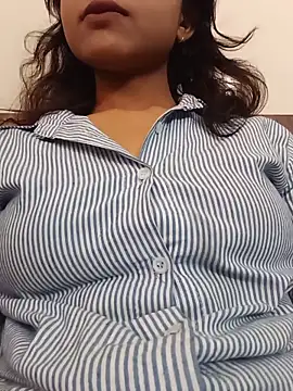Snapshot of ritika_gupta02 chatting on May 14, 6:42 am ritika gupta02 online show from May 14, 6:42 am