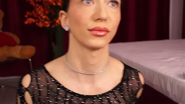 Snapshot of RubyFever chatting on March 18, 5:10 am RubyFever online show from March 18, 5:10 am