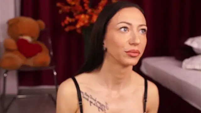 Snapshot of RubyFever chatting on March 22, 5:00 am RubyFever online show from March 22, 5:00 am