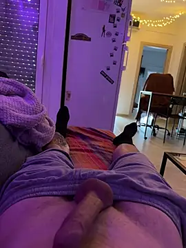 Snapshot of g_thess chatting on March 15, 12:55 pm g thess online show from March 15, 12:55 pm