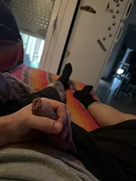 Snapshot of g_thess chatting on March 21, 3:15 pm g thess online show from March 21, 3:15 pm