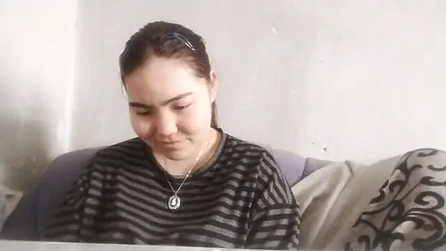 CuteAngell online show from March 27, 7:25 am