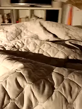 Snapshot of Elias18d chatting on March 16, 3:16 pm Elias18d online show from March 16, 3:16 pm