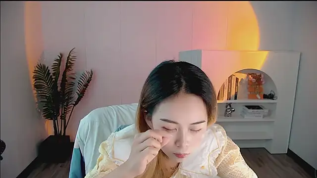 Snapshot of zhoulan-bb chatting on March 24, 2:27 am zhoulan-bb online show from March 24, 2:27 am