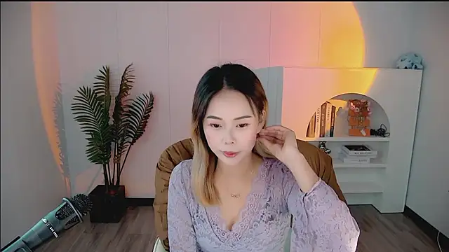 Snapshot of zhoulan-bb chatting on March 30, 2:12 am zhoulan-bb online show from March 30, 2:12 am