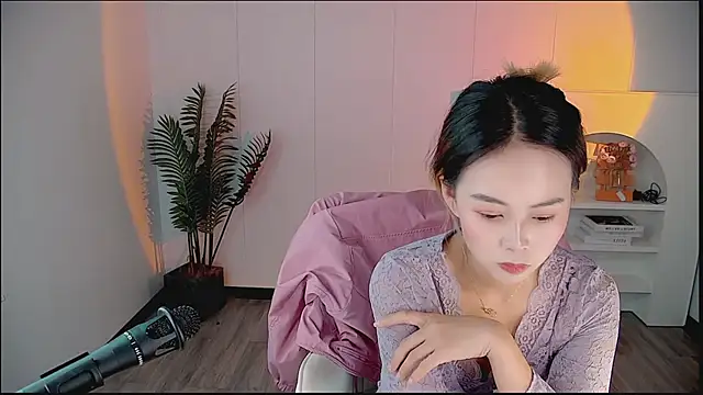 Snapshot of zhoulan-bb chatting on April 6, 4:46 am zhoulan-bb online show from April 6, 4:46 am