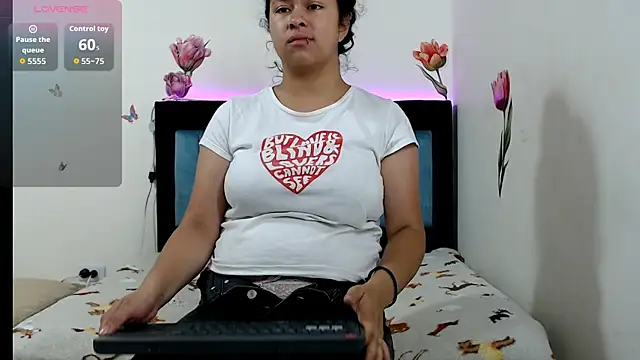 KARLYXS online show from March 30, 12:06 pm