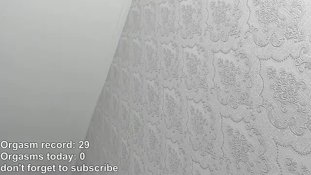 RileyNymph online show from May 9, 3:23 am