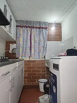 Snapshot of PaoMonoba chatting on April 4, 10:07 pm PaoMonoba online show from April 4, 10:07 pm