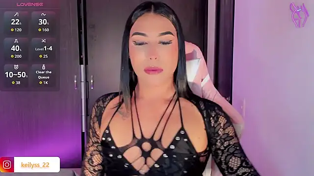 keilyss   online show from April 12, 1:32 am