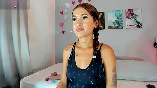 Snapshot of Evha_GalaW chatting on March 27, 12:49 pm Evha GalaW online show from March 27, 12:49 pm