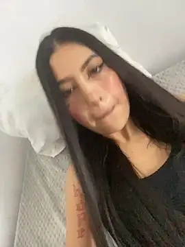 baddiesad online show from April 5, 8:28 pm