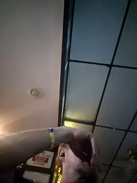 yourMasterisBored online show from March 31, 3:08 am