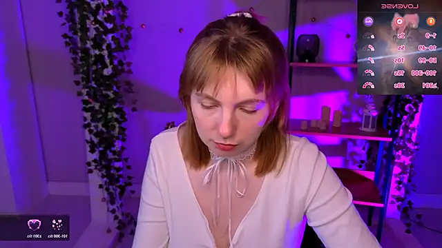 susie miu online show from May 20, 9:32 pm