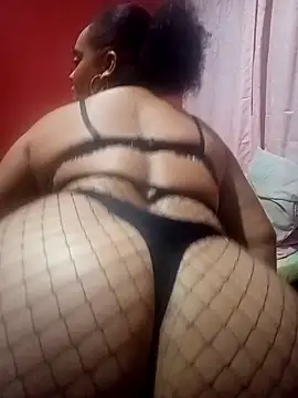 Snapshot of catalin6900 chatting on April 7, 1:17 am catalin6900 online show from April 7, 1:17 am