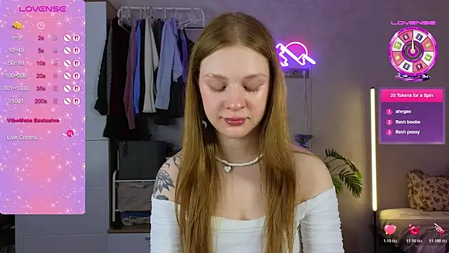 Snapshot of GoldenSunBunny chatting on March 25, 2:06 am GoldenSunBunny online show from March 25, 2:06 am