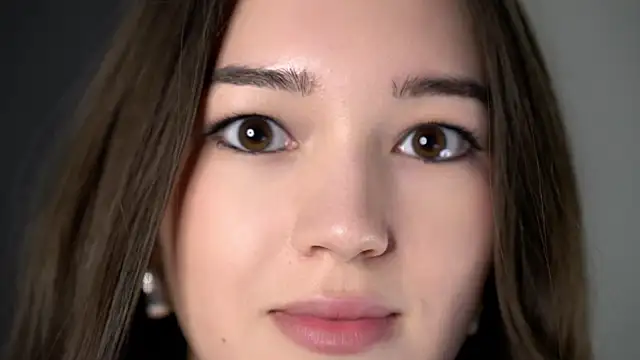 Snapshot of GenieDurrah chatting on March 23, 8:51 am GenieDurrah online show from March 23, 8:51 am