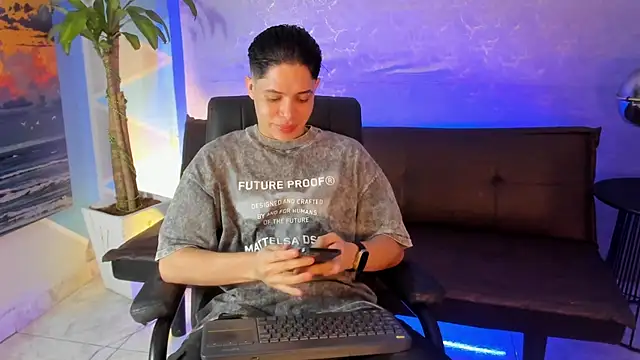 Edison S online show from March 26, 6:57 pm