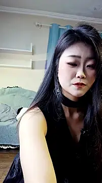 Snapshot of SeVAnya2 chatting on April 7, 2:28 pm SeVAnya2 online show from April 7, 2:28 pm