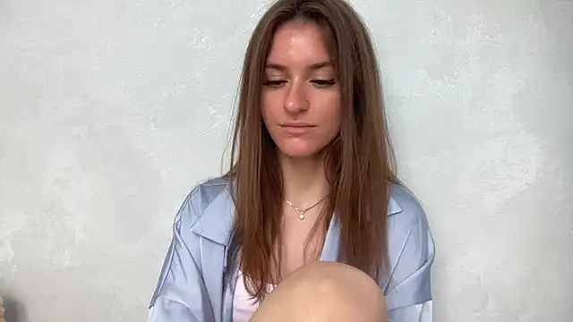 Moonstarisrares online show from May 11, 9:04 am