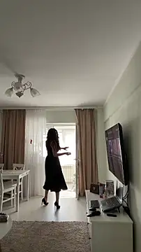 Snapshot of bebinna chatting on April 7, 1:33 pm bebinna online show from April 7, 1:33 pm