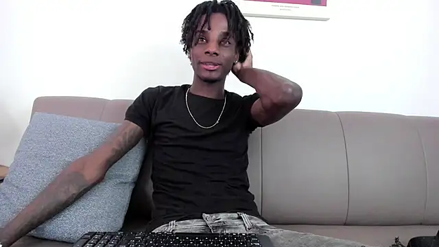 Snapshot of dark_fantasy9 chatting on March 25, 7:53 pm dark fantasy9 online show from March 25, 7:53 pm