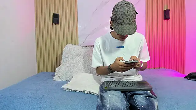 Im MatthewScott online show from March 22, 7:39 pm