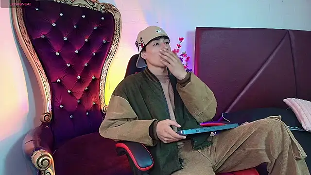 Snapshot of Andreew_Style chatting on March 24, 8:25 pm Andreew Style online show from March 24, 8:25 pm