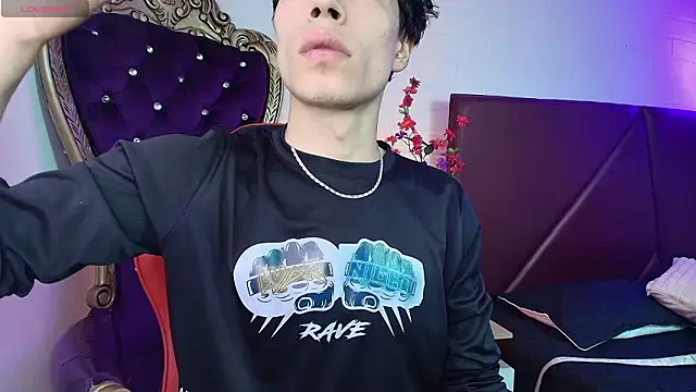 Snapshot of Andreew_Style chatting on March 25, 7:53 pm Andreew Style online show from March 25, 7:53 pm