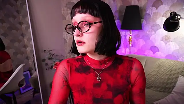 Snapshot of Velvet_Lily chatting on March 31, 8:42 pm Velvet Lily online show from March 31, 8:42 pm