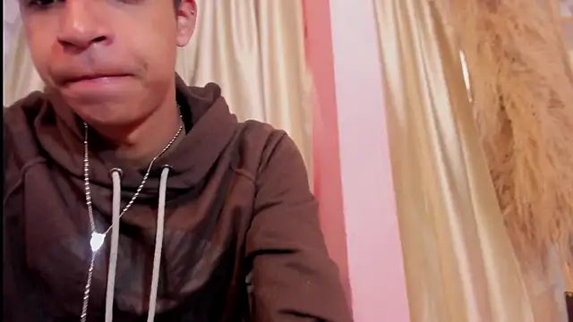 Ethan qop online show from July 3, 11:27 am