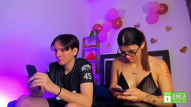 Mariana and Ronny online show from May 16, 8:07 pm
