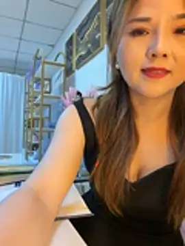 Snapshot of Xiaoxiao-y chatting on June 18, 1:48 pm Xiaoxiao-y online show from June 18, 1:48 pm
