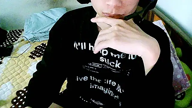 Kang143 online show from March 29, 2:11 am