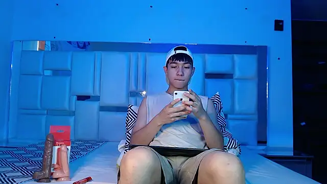 Sam  kat online show from March 23, 10:25 pm