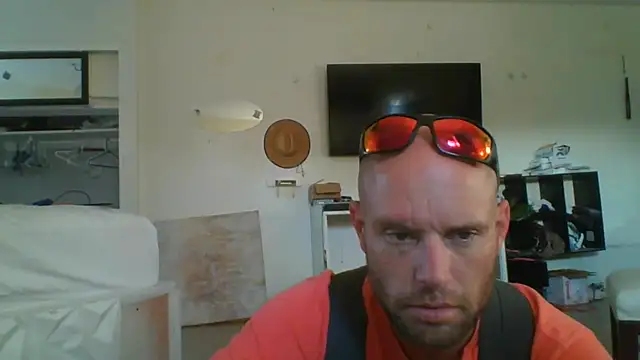 CaptCraker online show from March 26, 10:48 pm