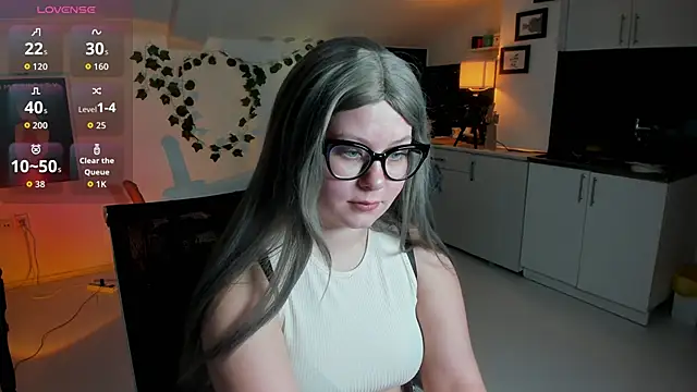 Snapshot of VexaVeylish chatting on March 24, 5:51 pm VexaVeylish online show from March 24, 5:51 pm