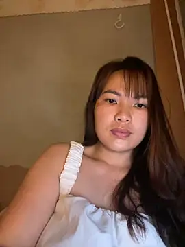 Snapshot of Milik-1022 chatting on March 24, 9:20 pm Milik-1022 online show from March 24, 9:20 pm