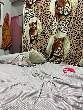 Hopeluna online show from March 26, 9:59 am