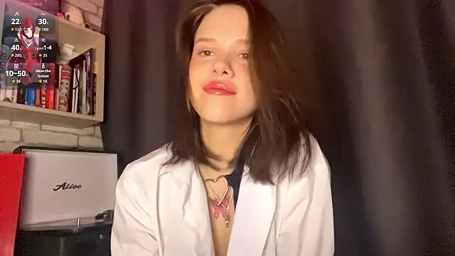 SarahHunnye online show from March 21, 11:37 am