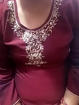 Gujju bhabhi69 online show from May 8, 1:49 pm