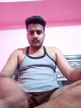 Decentlover67 online show from May 18, 5:08 pm