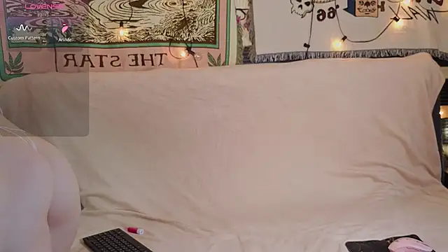 Sparky fox online show from May 21, 12:06 am