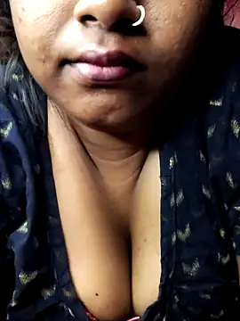 hotmiki online show from May 2, 1:43 am