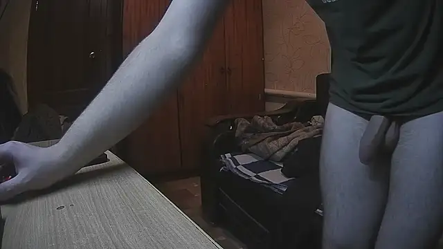 Snapshot of Alena504 chatting on March 17, 4:17 am Alena504 online show from March 17, 4:17 am